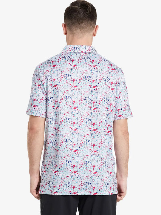 From the back, the model shows the back design of the WHITE PAINTING Polo shirt, clearly showing the shape and cut of the garment