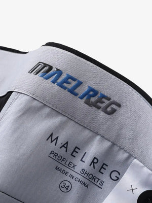 Interior waistband with MAELREG label and sizing – Black shorts, 9 Inch