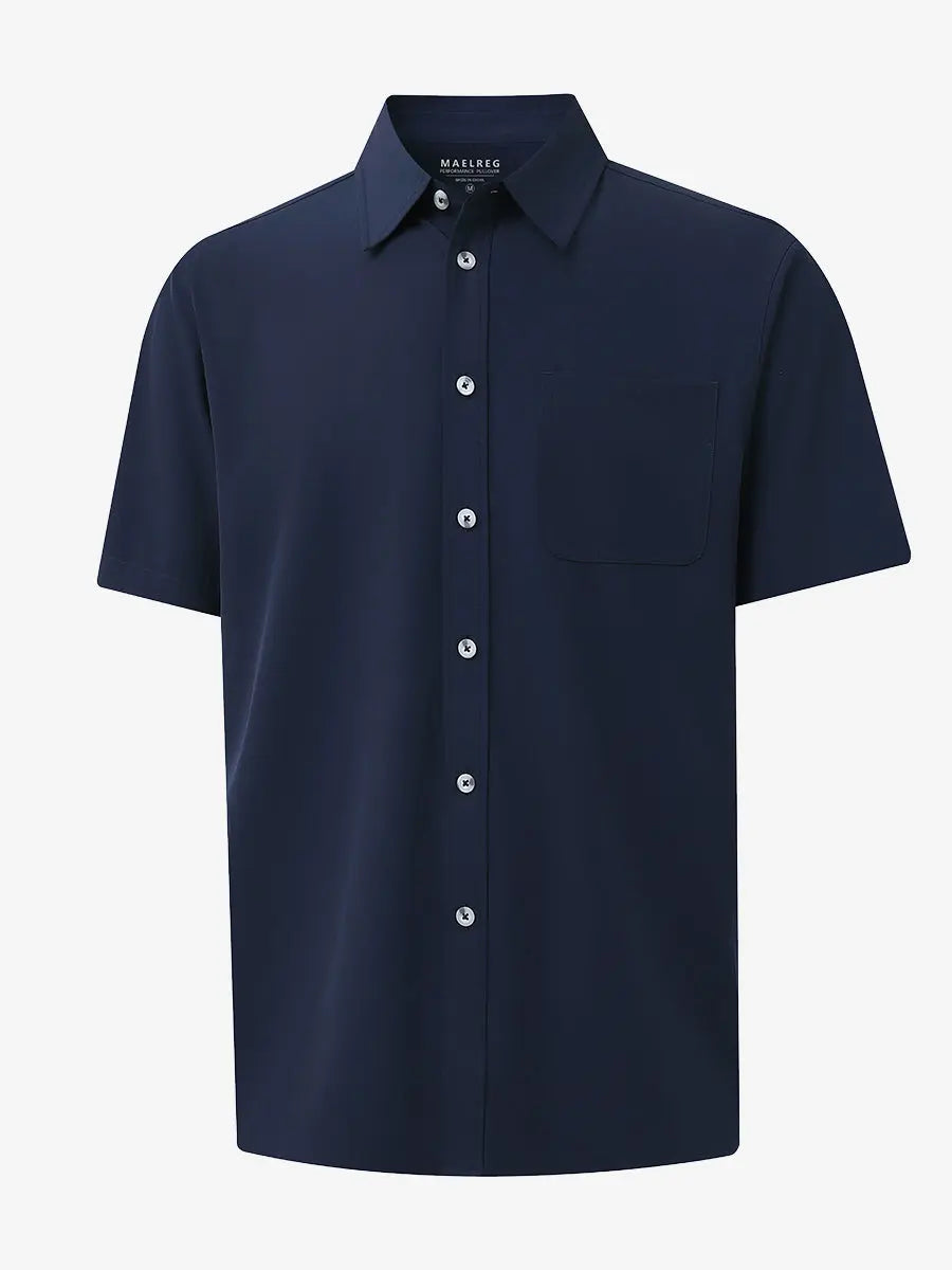 3D render highlighting the NAVY polo’s smooth fabric texture.